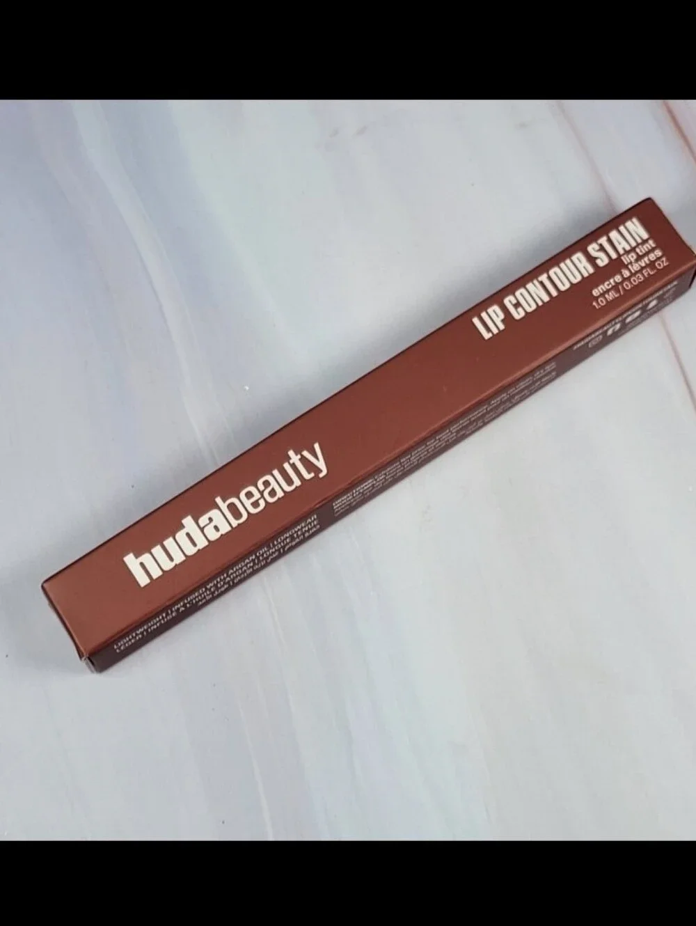 Huda Beauty Lip Contour Stain for 12-Hour Wear BNIB